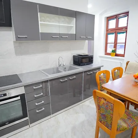 U Cerneho Orla Apartment *