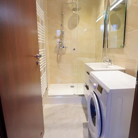 U Cerneho Orla Apartment