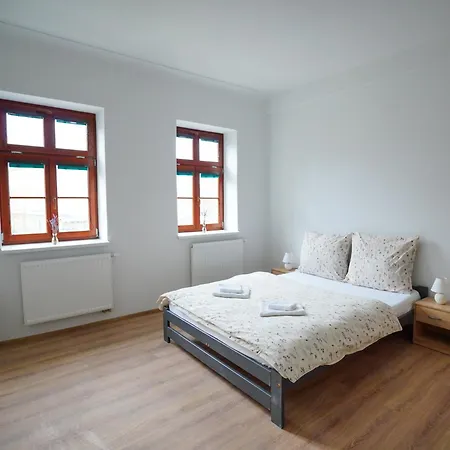 Apartment U Cerneho Orla Karlovy Vary