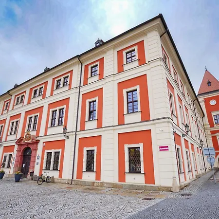 U Cerneho Orla Apartment