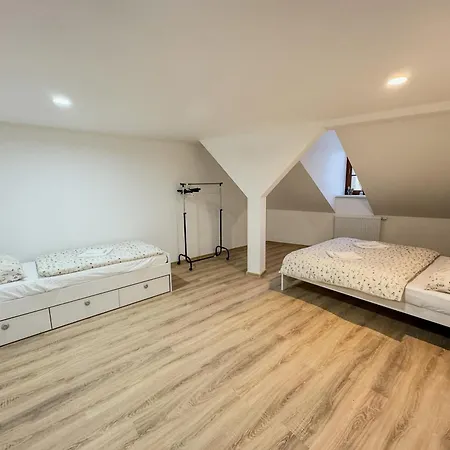 U Cerneho Orla Apartment