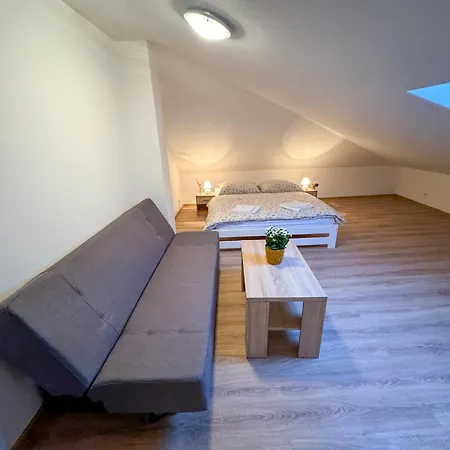 Apartment U Cerneho Orla