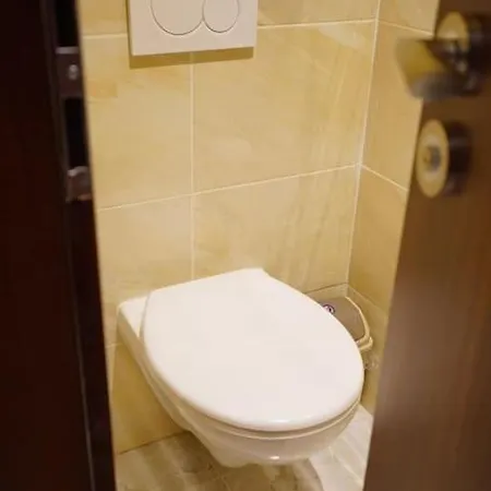 U Cerneho Orla Apartman