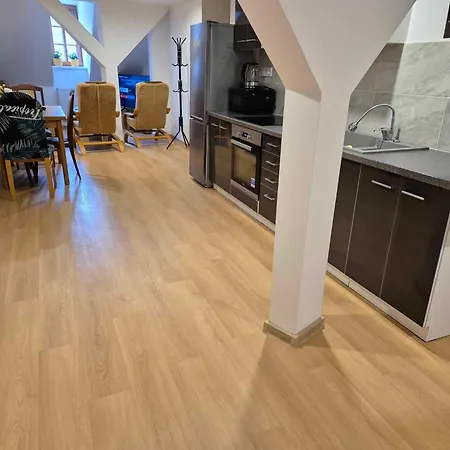 U Cerneho Orla Apartman